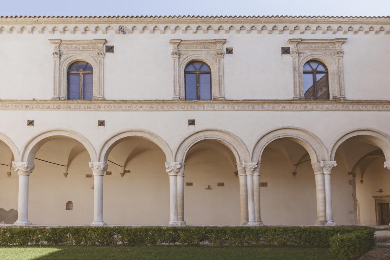 מונטסקליוזו Foresteria Dell'Abbazia מראה חיצוני תמונה